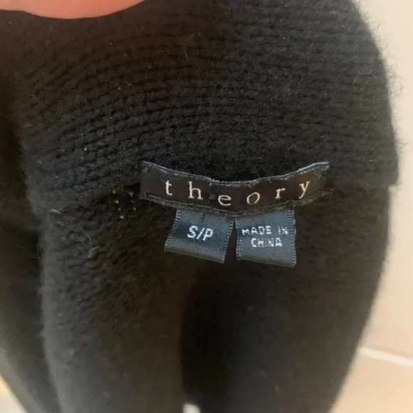 Theory Black 100% Cashmere Cardigan  S - Picture 4 of 9